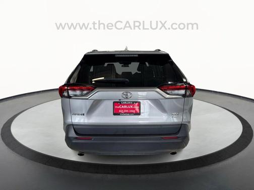Silver Sky Metallic 2022 Toyota RAV4 XLE