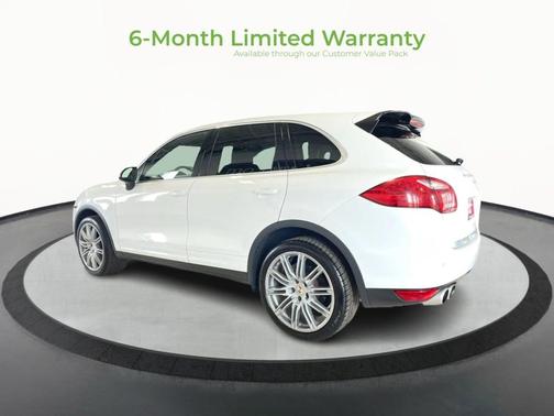 2014 Porsche Cayenne Platinum Edition