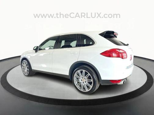 2014 Porsche Cayenne Platinum Edition