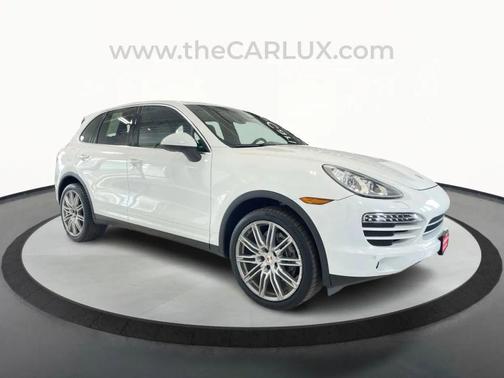 2014 Porsche Cayenne Platinum Edition