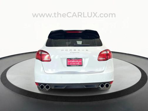 2014 Porsche Cayenne Platinum Edition