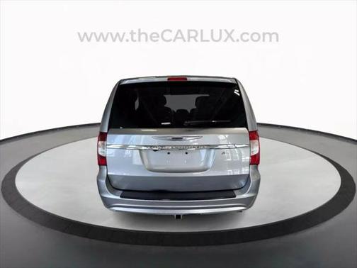 2014 Chrysler Town & Country S