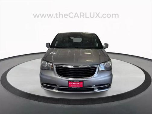 2014 Chrysler Town & Country S