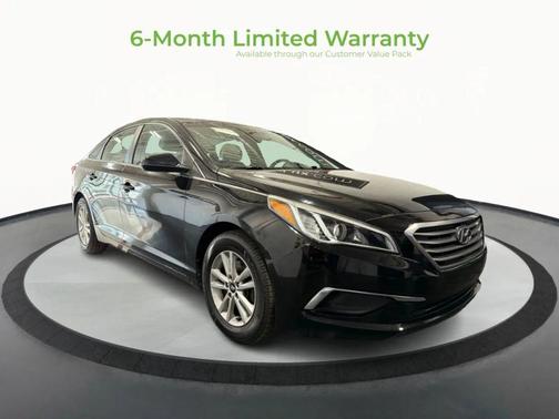 2017 Hyundai SONATA SE