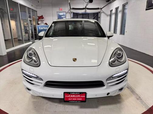 2014 Porsche Cayenne Platinum Edition