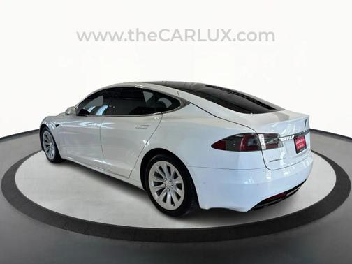 2017 Tesla Model S 90D