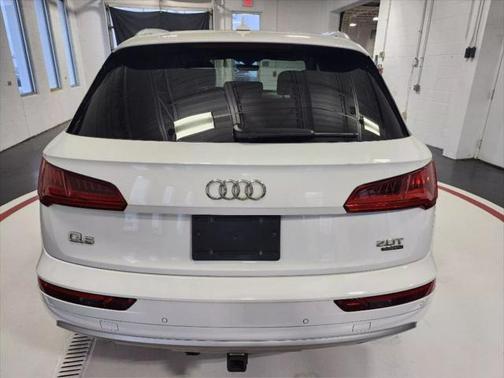 2018 Audi Q5 2.0T Premium Plus