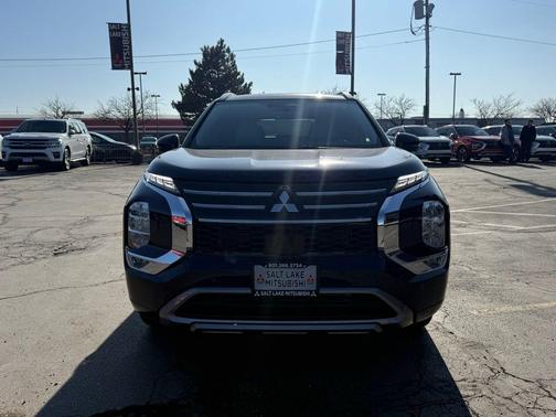 2025 Mitsubishi Outlander SEL