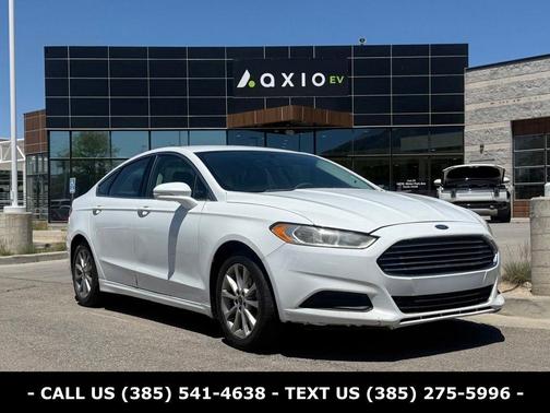 Oxford White 2016 Ford Fusion Hybrid SE