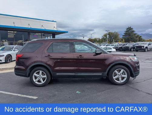 Burgundy 2018 Ford Explorer XLT