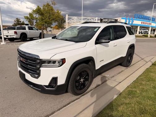 2020 GMC Acadia AT4