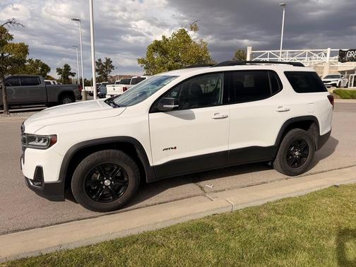 2020 GMC Acadia AT4