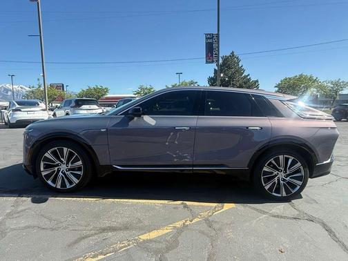 Celestial 2024 Cadillac LYRIQ Luxury