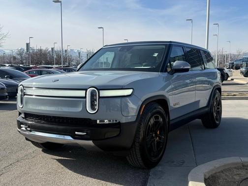 2023 Rivian R1S Adventure Quad Motor Large Pack