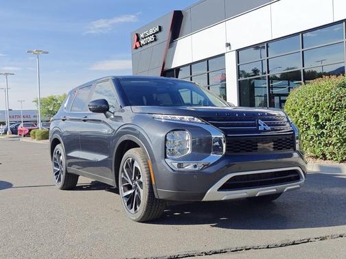 2025 Mitsubishi Outlander PHEV SE