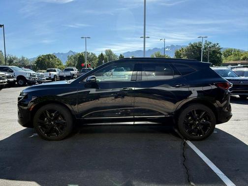 Black 2022 Chevrolet Blazer RS