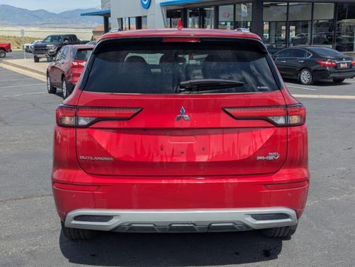 2023 Mitsubishi Outlander PHEV SEL