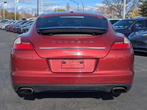 2012 Porsche Panamera 4