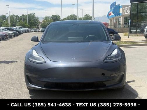 Midnight Silver Metallic 2022 Tesla Model 3 Long Range