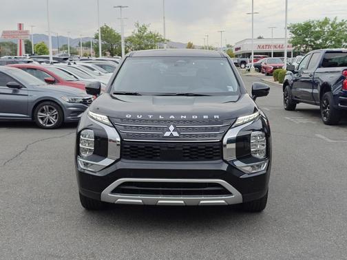 2025 Mitsubishi Outlander PHEV SE