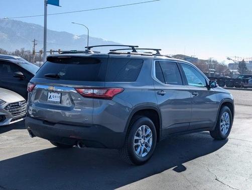 2020 Chevrolet Traverse LT Cloth