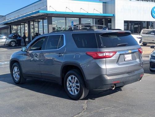 2020 Chevrolet Traverse LT Cloth