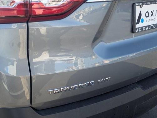 2020 Chevrolet Traverse LT Cloth