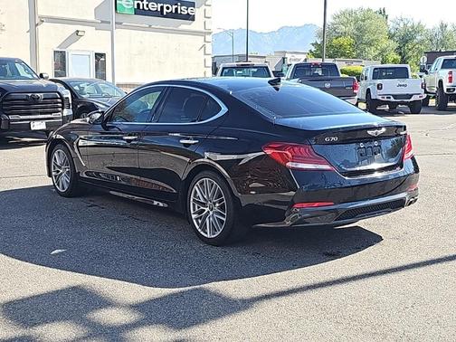 2020 Genesis G70 2.0T