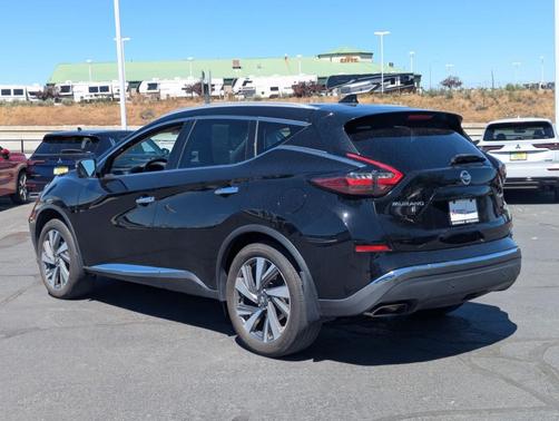 Black 2020 Nissan Murano SL