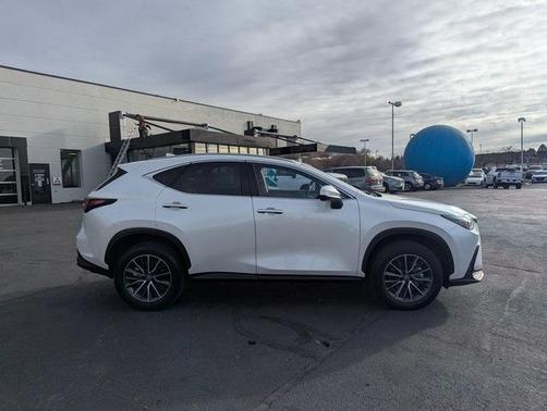 2025 Lexus NX 350 Premium