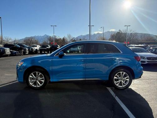 2023 Audi Q3 45 S line Premium