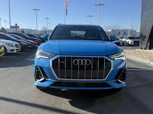 2023 Audi Q3 45 S line Premium