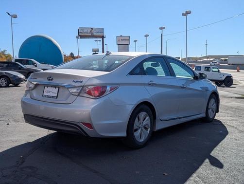 2013 Hyundai SONATA Hybrid Base