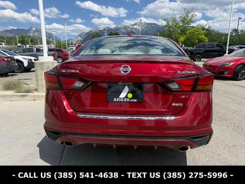 Scarlet Ember 2021 Nissan Altima 2.5 Platinum