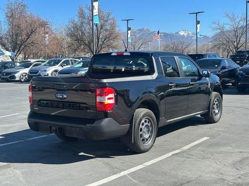 2024 Ford Maverick XL