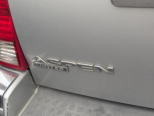 2007 Chrysler Aspen Limited
