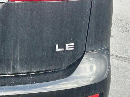 Super Black 2012 Nissan Quest LE