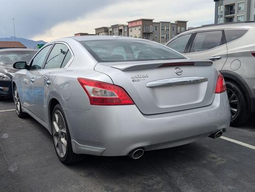 Brilliant Silver 2011 Nissan Maxima SV