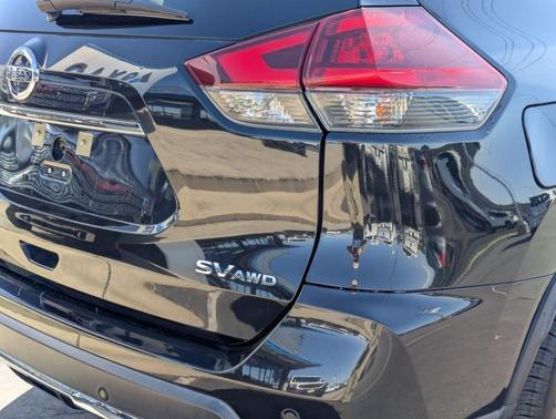 2020 Nissan Rogue SV