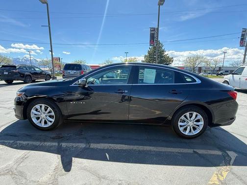 Mosaic Black Metallic 2023 Chevrolet Malibu LT