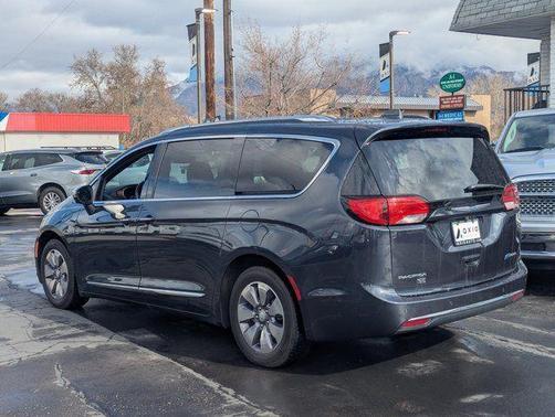 2020 Chrysler Pacifica Hybrid Limited