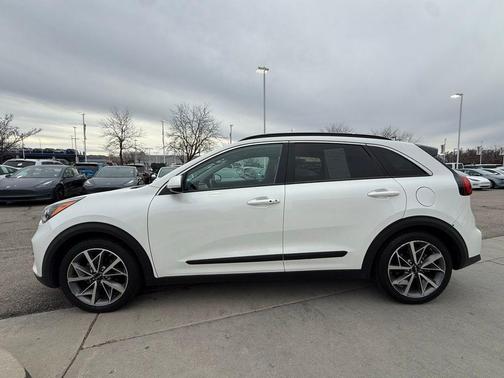 2022 Kia Niro Touring SE
