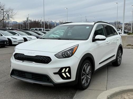 2022 Kia Niro Touring SE