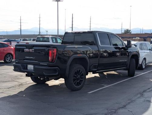 2021 GMC Sierra 2500 Denali