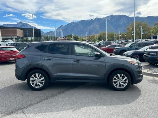 2019 Hyundai TUCSON SE