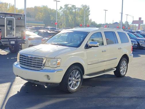 2008 Chrysler Aspen Limited