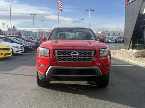 2022 Nissan Frontier SV