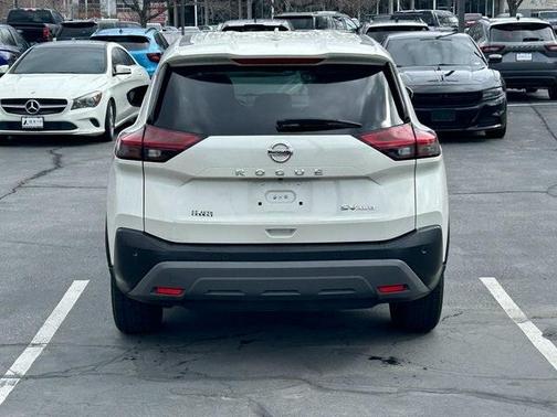 2021 Nissan Rogue SV
