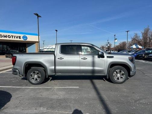 2024 GMC Sierra 1500 SLE