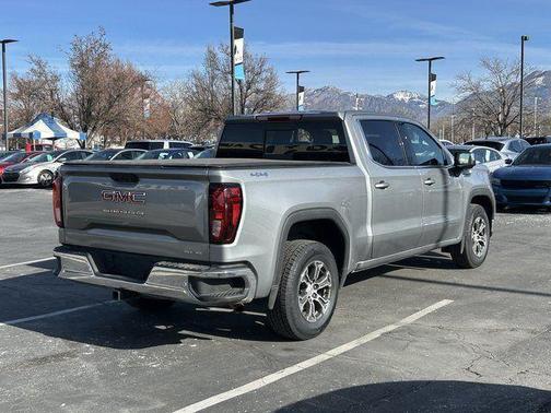 2024 GMC Sierra 1500 SLE